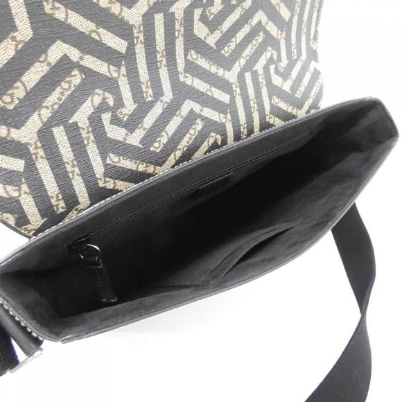 GUCCI Black Shoulder Bag - Picture 8 of 9